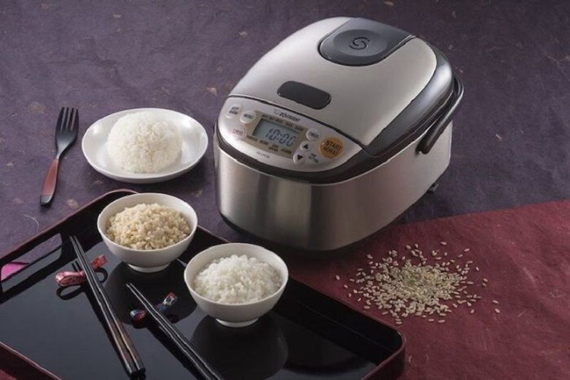 Nồi nấu cơm Zojirushi